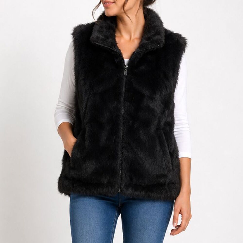 Womens Fur Vest Sz XL Insulated Pockets Full Zip Soft Quality Ski Phoebe Buffay